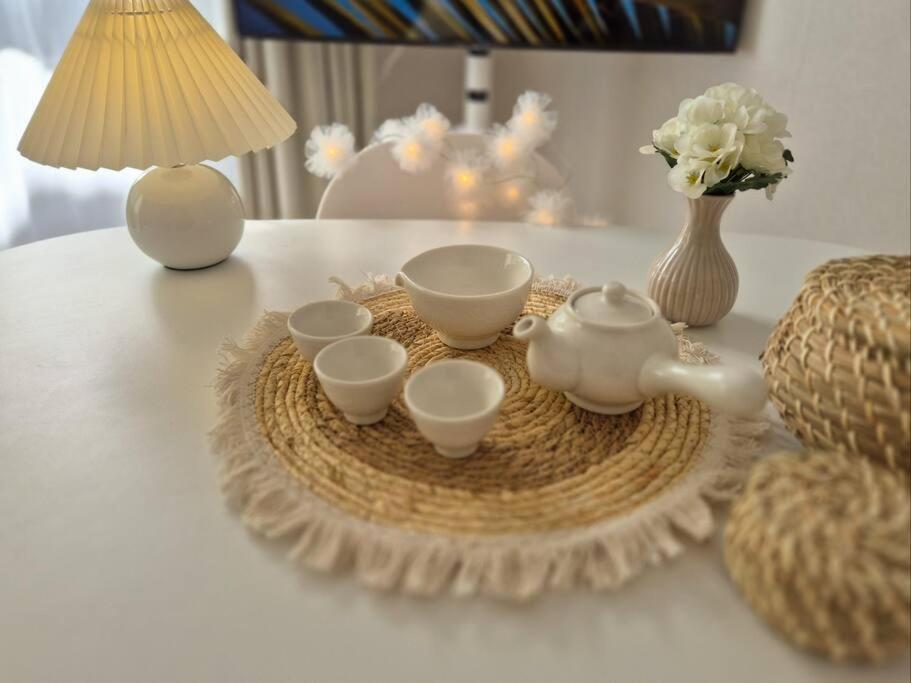 Location Gangnam Yeoksam 2bedroom Upp To Four People Apartment Seoul