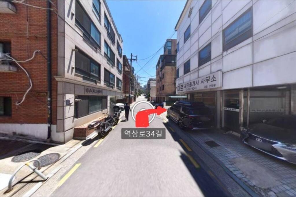 Location Gangnam Yeoksam 2bedroom Upp To Four People Apartment